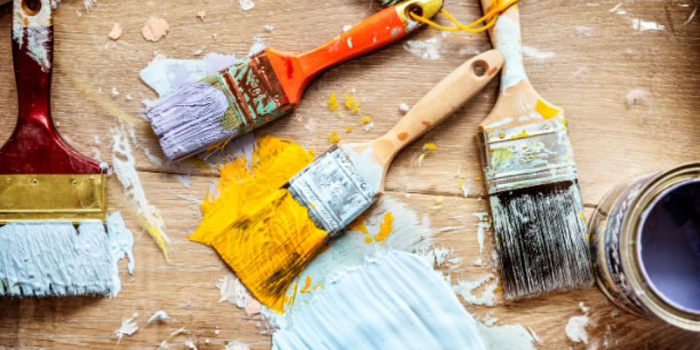 QUAIS OS TIPOS DE PINCÉIS E ROLOS DE PINTURA IDEAIS PARA PINTAR PAREDES