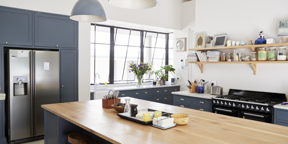 COMO FAZER A COZINHA PARECER MAIOR COM TÉCNICAS DE PINTURA