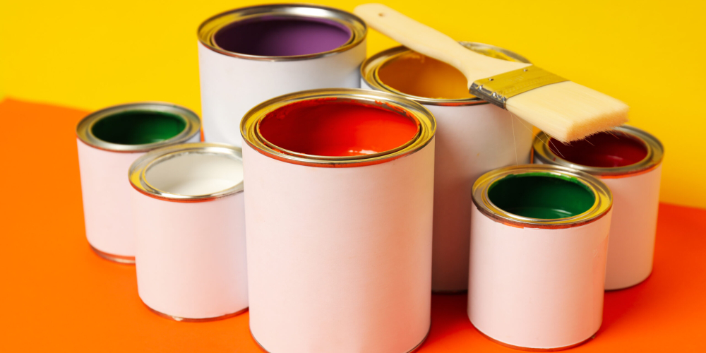 Entenda como calcular a quantidade de tinta necessária para pintar a sua casa