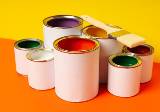 Entenda como calcular a quantidade de tinta necessária para pintar a sua casa