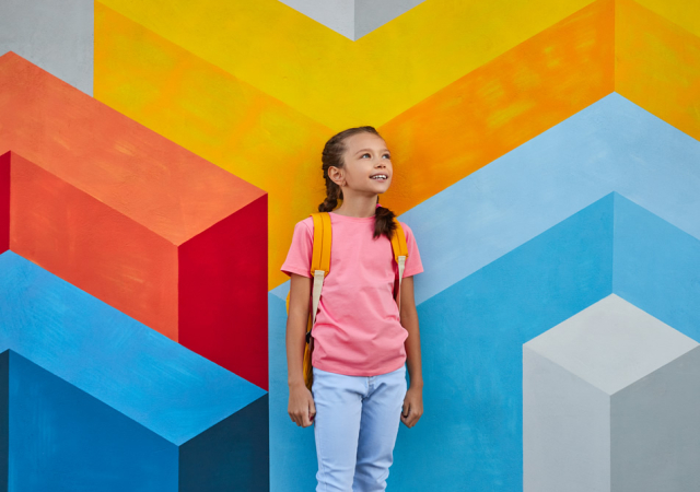 Transforme Seu Ambiente com Decoração Maximalista: Cores Vibrantes, Combinações Ousadas e Texturas Inovadoras